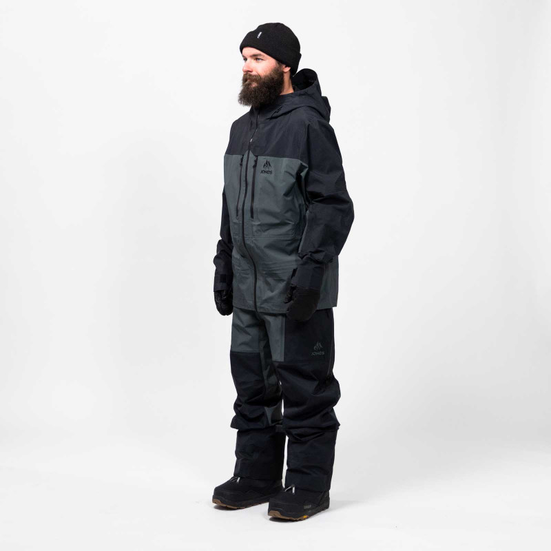 **Rider is 5'8, 150 lbs and wears a size M **Rider is 5'8, 150 lbs and wears a size M