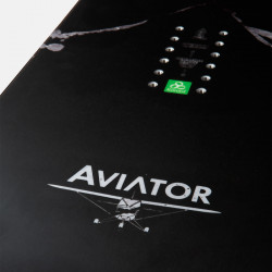 Jones Men’s Aviator 2.0 Snowboard close up detail
