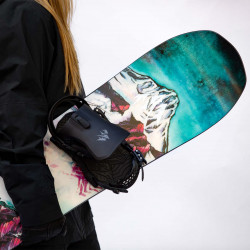Jones Women’s Dream Catcher Snowboard close up shot with Jones bindings