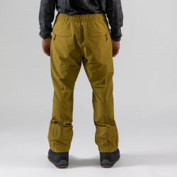 **Rider is 5’11, 155 lbs and wears a size L **Rider is 5’11, 155 lbs and wears a size L