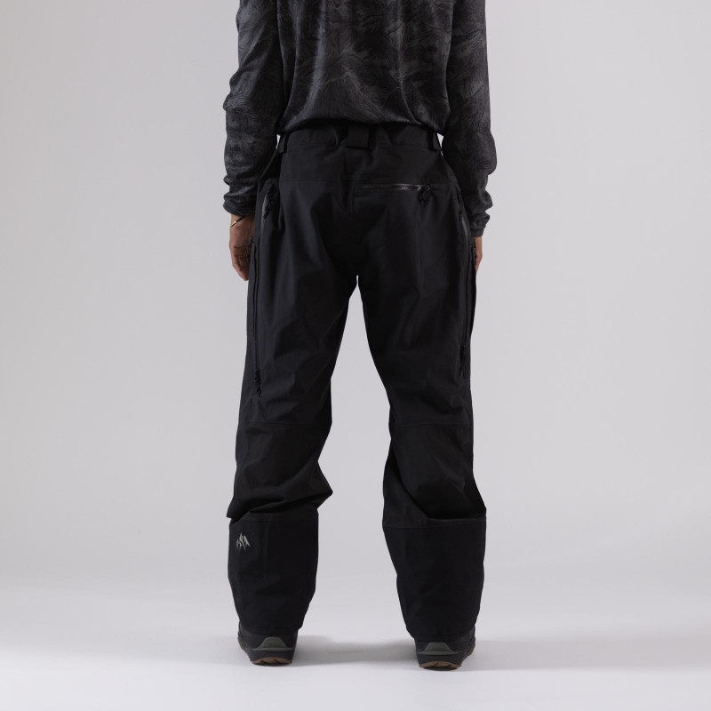 **Rider is 5’11, 155 lbs and wears a size L