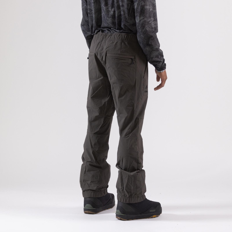 **Rider is 5’11, 155 lbs and wears a size L **Rider is 5’11, 155 lbs and wears a size L